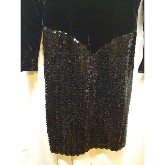 Alfred Angelo Black Elegant Vintage Sequins, Long Sleeve Dress 9/10 - Picture 4 of 14